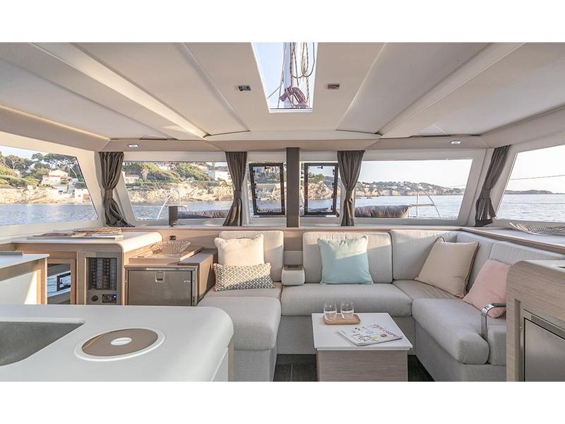 Book yachts online - catamaran - Isla 40 - Emirel - rent