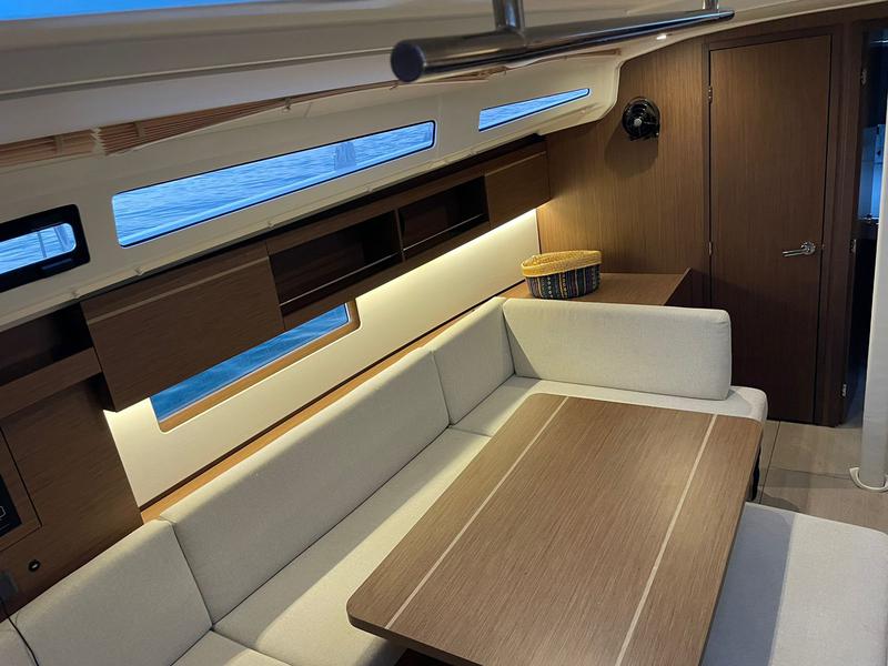 Book yachts online - sailboat - Oceanis 40.1 - Aurora - rent