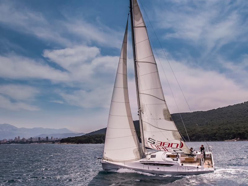 Book yachts online - sailboat - Salona 380 - Ivana  - rent