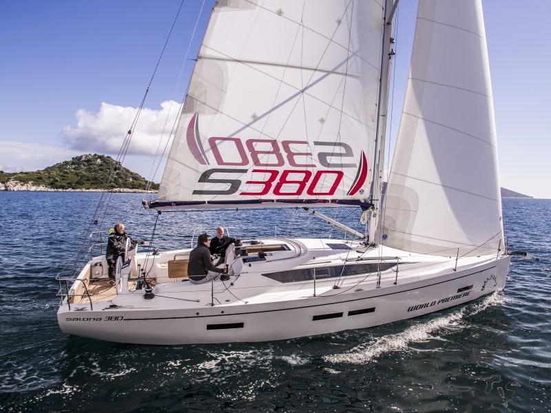 Book yachts online - sailboat - Salona 380 - Ivana  - rent