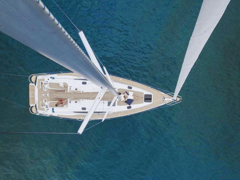 Book yachts online - sailboat - Elan 45 Impression - 3 cabin version - DaVinci - rent