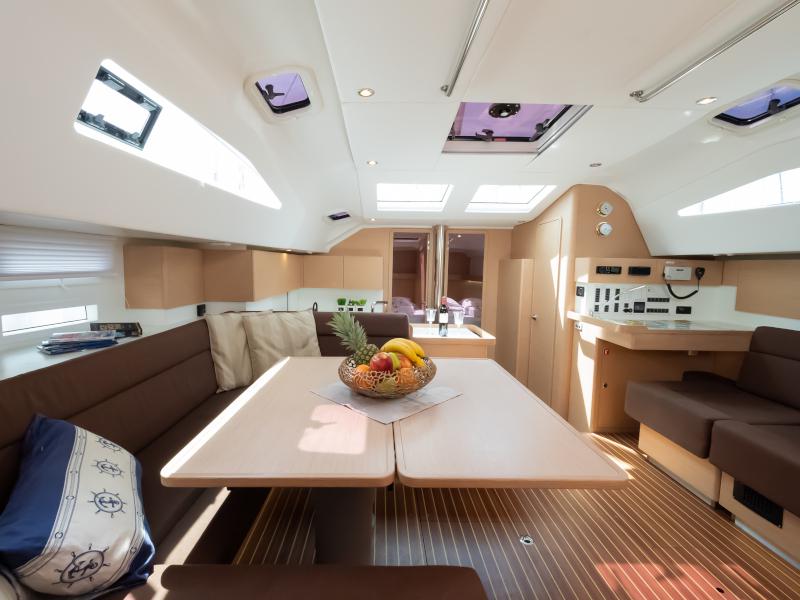 Book yachts online - sailboat - Elan 50 Impression - Alegria - rent