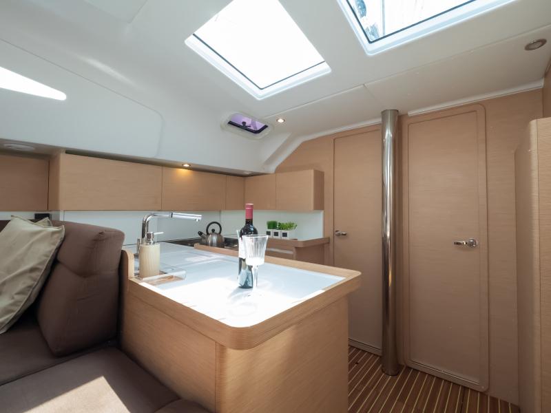 Book yachts online - sailboat - Elan 50 Impression - Alegria - rent