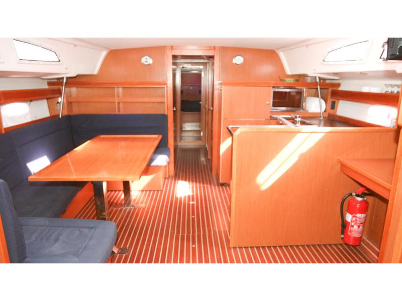 Book yachts online - sailboat - Bavaria 51 Cruiser - Feel Free - rent
