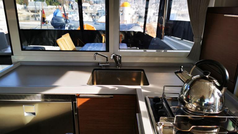 Book yachts online - catamaran - Lagoon 40 - Vaiana - rent