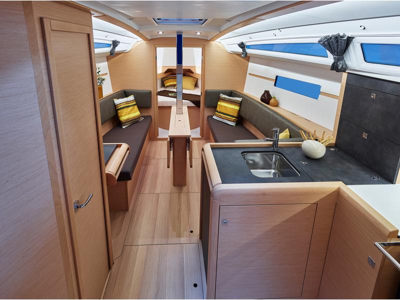 Book yachts online - sailboat - Sun Odyssey 349 - Ana - rent