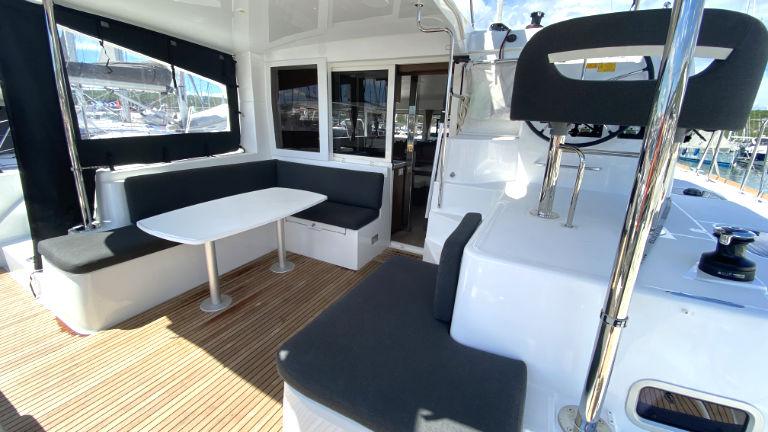 Book yachts online - catamaran - Lagoon 40_1 - Sunset - rent