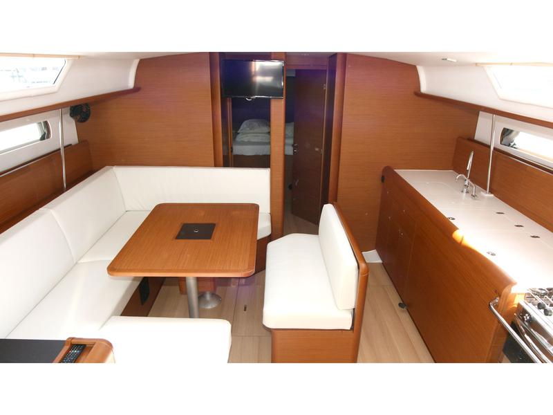 Book yachts online - sailboat - Sun Odyssey 479 - Vencel - rent