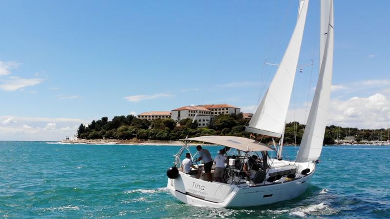 Book yachts online - sailboat - Sun Odyssey 389 - Tina - rent