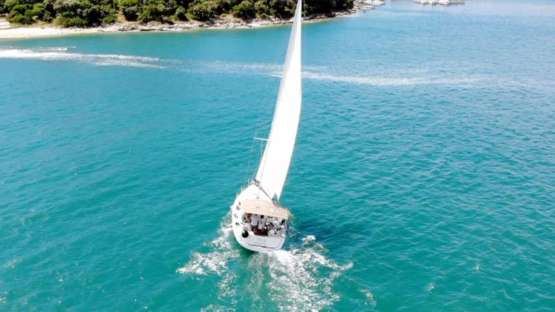 Book yachts online - sailboat - Sun Odyssey 389 - Tina - rent