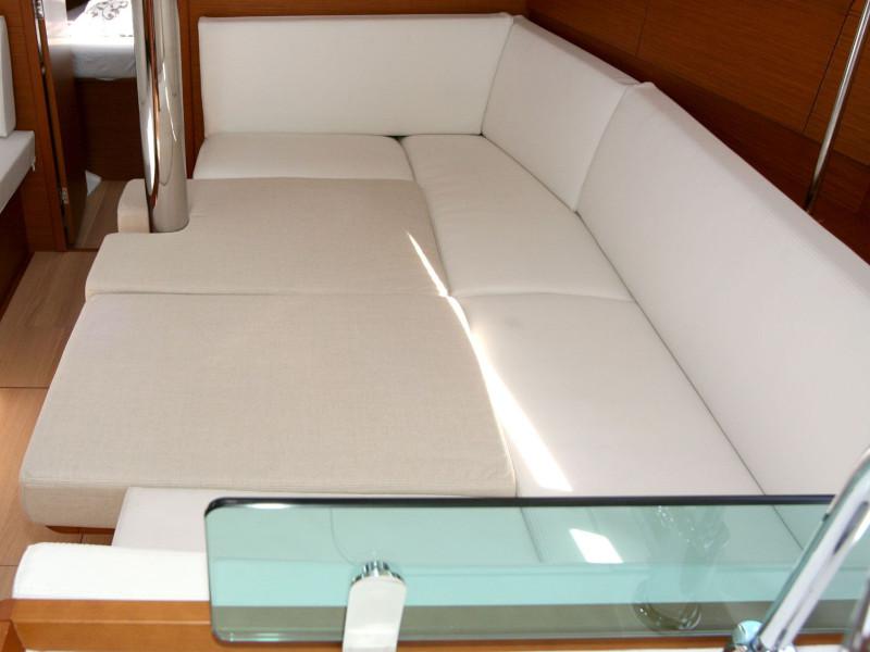 Book yachts online - sailboat - Sun Odyssey 389 - Tina - rent