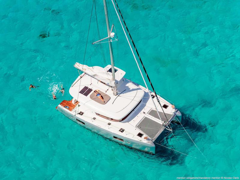 Book yachts online - catamaran - Lagoon 42.3 - Dream of Liberty - rent