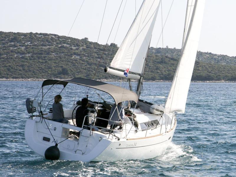 Book yachts online - sailboat - Oceanis 34 - LL Skyhawk - rent