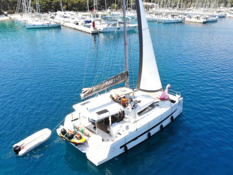 Book yachts online - catamaran - Bali 4.1 - Jax - rent