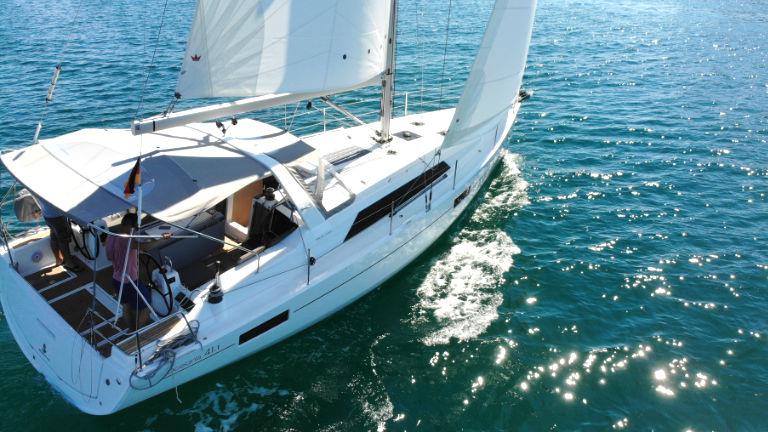 Book yachts online - sailboat - Oceanis 41.1 - Pauline - rent