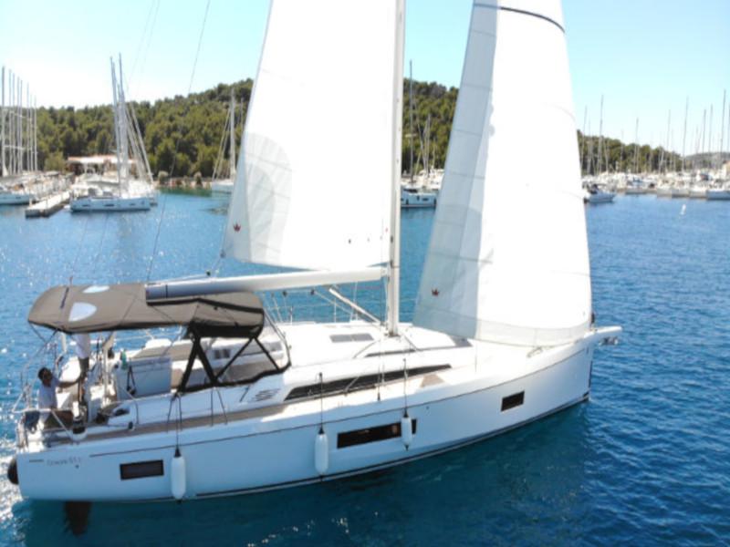 Book yachts online - sailboat - Oceanis 51.1 - Cloudy Bay - rent