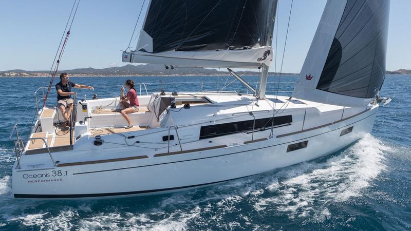 Book yachts online - sailboat - Oceanis 38.1 - Diana - rent