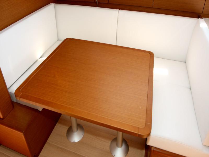 Book yachts online - sailboat - Sun Odyssey 419 - Mira - rent