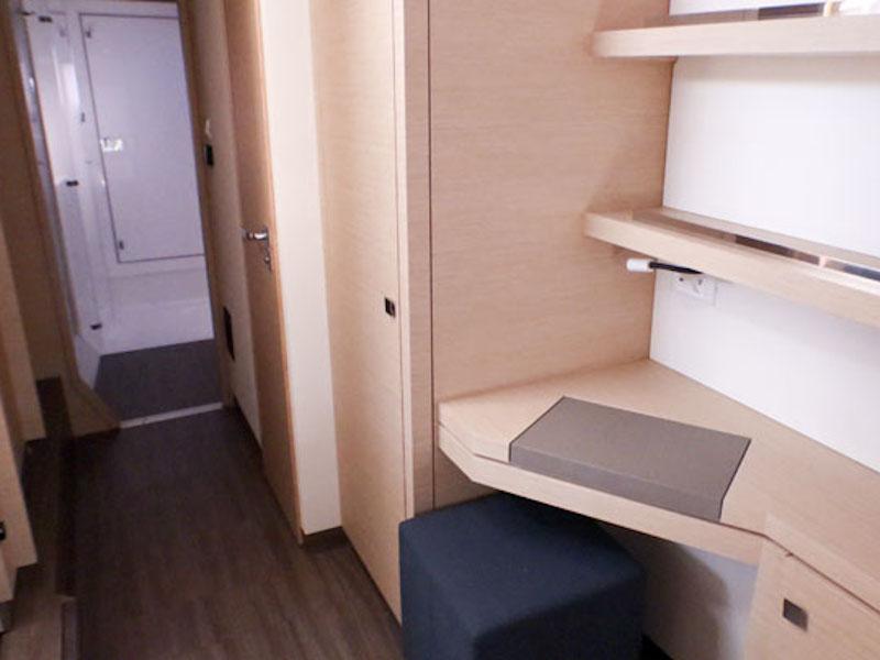 Book yachts online - catamaran - Lucia 40 - Leon - rent