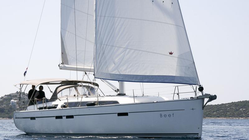 Book yachts online - sailboat - Bavaria Cruiser 46 - Beef - rent