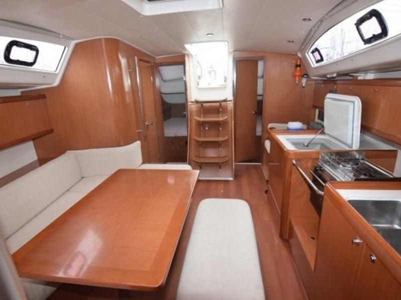 Book yachts online - sailboat - Oceanis 40 - ANASSA - rent