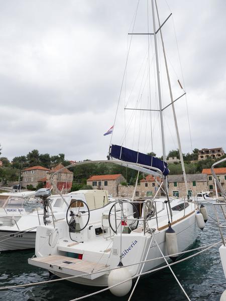 Book yachts online - sailboat - Sun Odyssey 349 - SIBERIA - rent