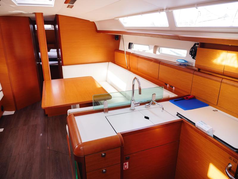Book yachts online - sailboat - Sun Odyssey 449 - PORT ROYAL - rent