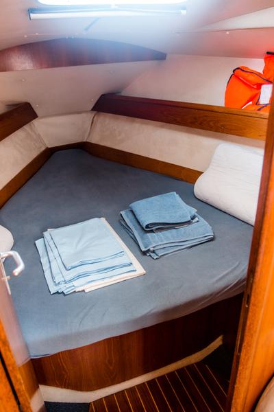 Book yachts online - sailboat - Sun Odyssey 33 - Sophia - rent