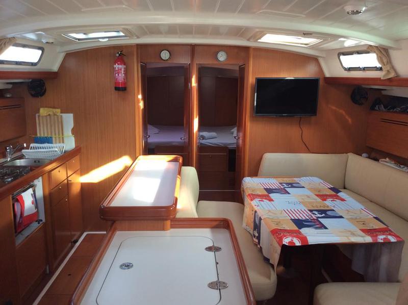 Book yachts online - sailboat - Cyclades 50.5 - Sea Cucumber - rent