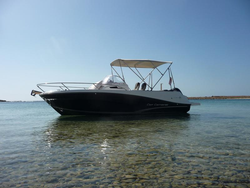 Book yachts online - motorboat - Cap Camarat 6.5 WA - Cigala - rent