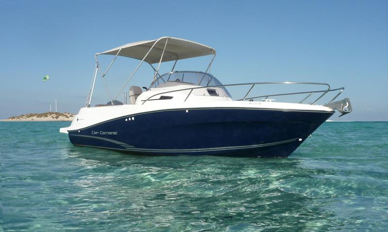 Book yachts online - motorboat - Cap Camarat 6.5 WA - Cigala - rent