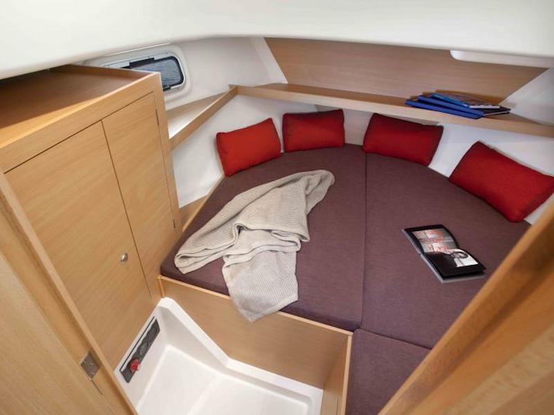 Book yachts online - motorboat - Delphia Escape 800 - Linnea  - rent