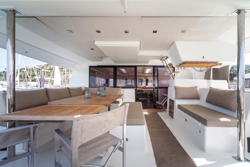 Book yachts online - catamaran - Saba 50 - ALVIN - rent