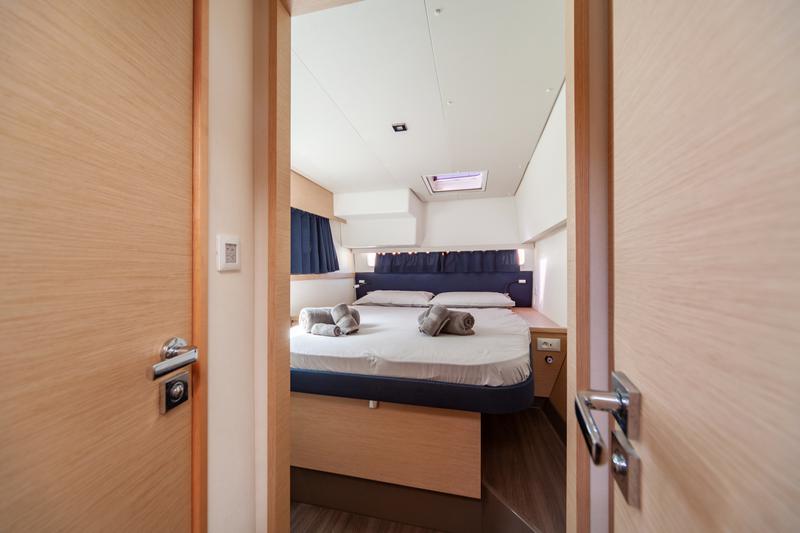 Book yachts online - catamaran - Saba 50 - ALVIN - rent