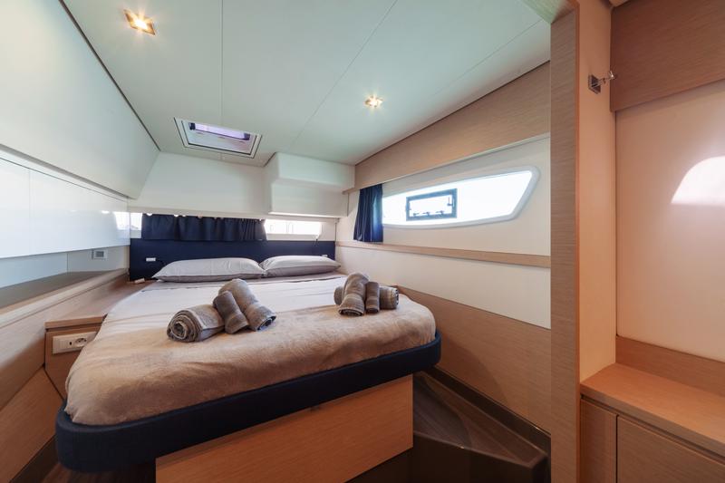 Book yachts online - catamaran - Saba 50 - ALVIN - rent