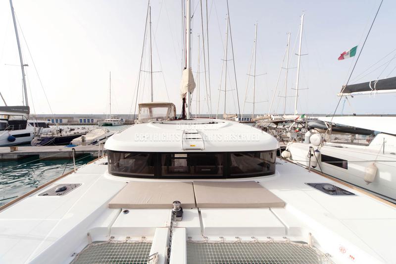 Book yachts online - catamaran - Lagoon 40 (2020) - FELU' - rent