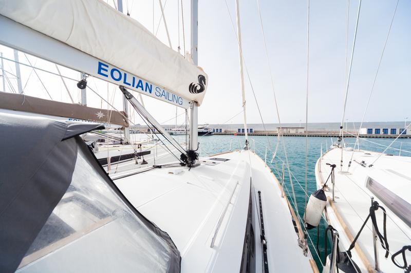 Book yachts online - sailboat - Oceanis 38.1 - Dollie - rent