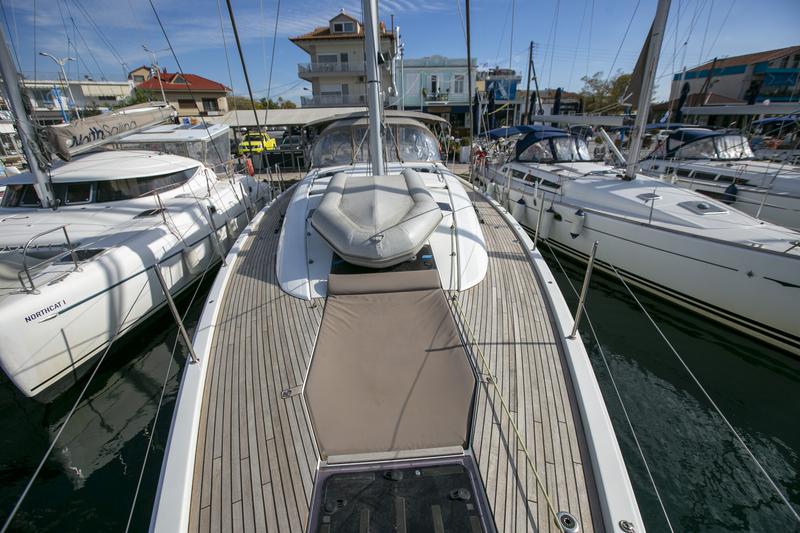 Book yachts online - sailboat - Jeanneau 54 - Jeanneau 54 | with GEN, A/C, inverter, solar panels, bow thruster - rent