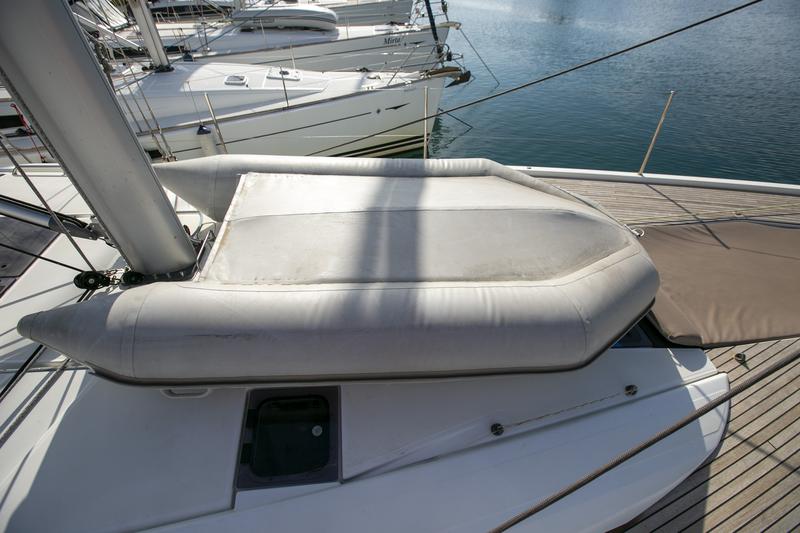 Book yachts online - sailboat - Jeanneau 54 - Jeanneau 54 | with GEN, A/C, inverter, solar panels, bow thruster - rent