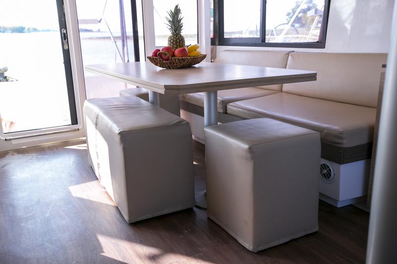 Book yachts online - catamaran - Bali 4.0 - Blue Dream II - rent