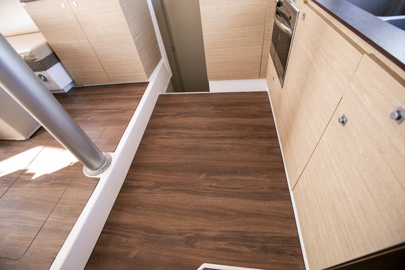 Book yachts online - catamaran - Bali 4.0 - Blue Dream II - rent