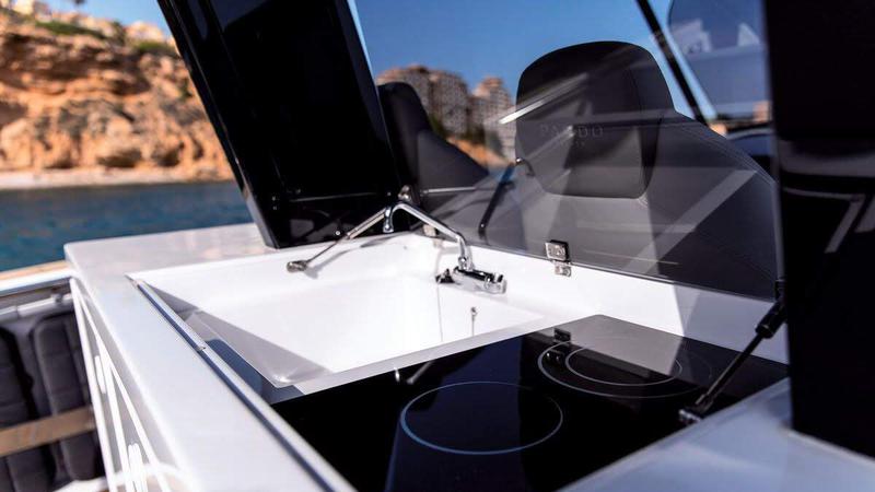 Book yachts online - motorboat - Pardo 38 - Mojo I - rent
