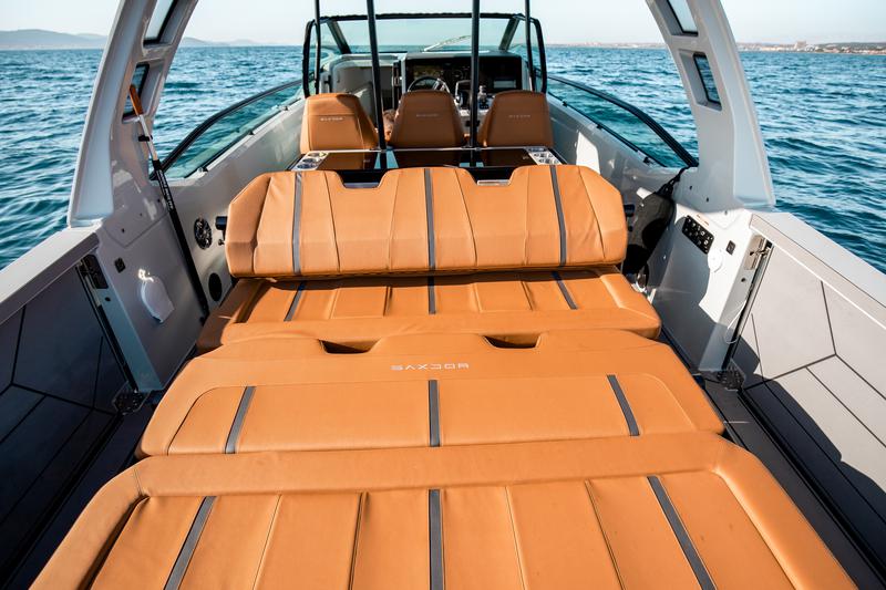 Book yachts online - motorboat - Saxdor 320 GTO - Saxdor 320 GTO (2022) - rent