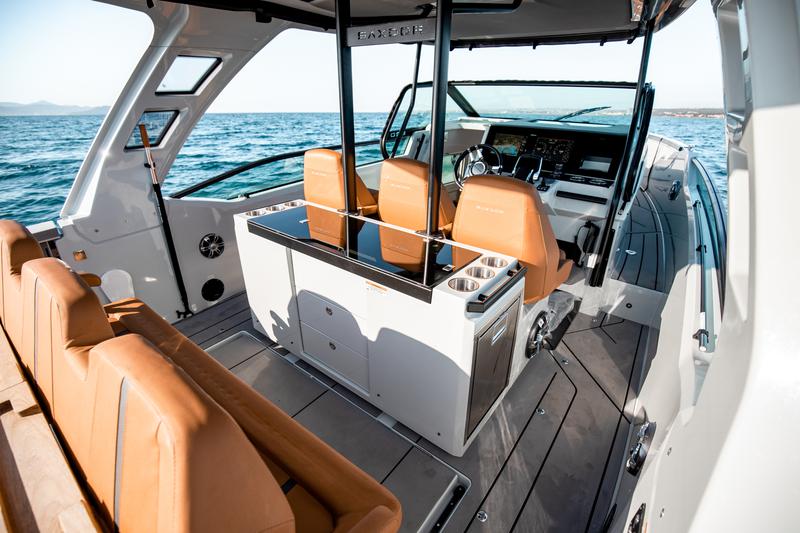 Book yachts online - motorboat - Saxdor 320 GTO - Saxdor 320 GTO (2022) - rent