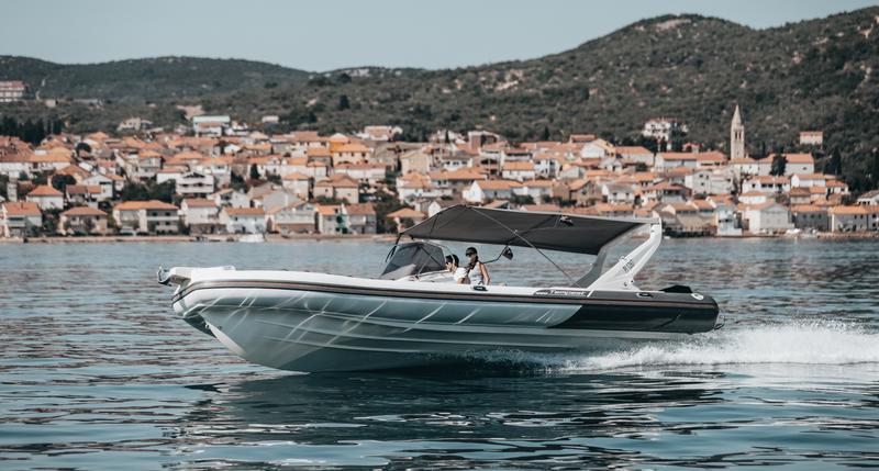 Book yachts online - other - Capelli Tempest  1000 Sun - Capelli Tempest  1000 Sun (2018) - rent