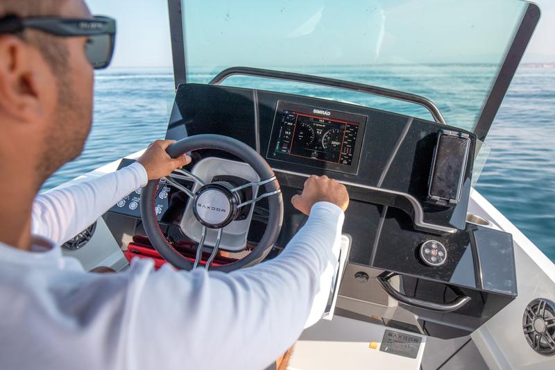 Book yachts online - motorboat - Saxdor 200 Sport - 115 Mercury - Delta - rent