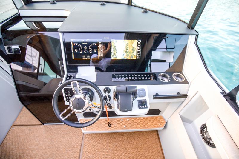 Book yachts online - motorboat - Saxdor 320 GTC - Olivia - rent