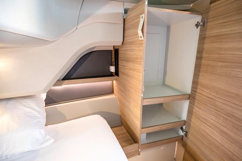 Book yachts online - motorboat - Saxdor 320 GTC - Olivia - rent