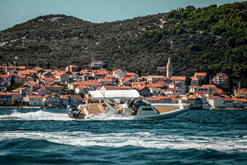 Book yachts online - other - Capelli Tempest 40 - Capelli Tempest 40 (2022) - rent