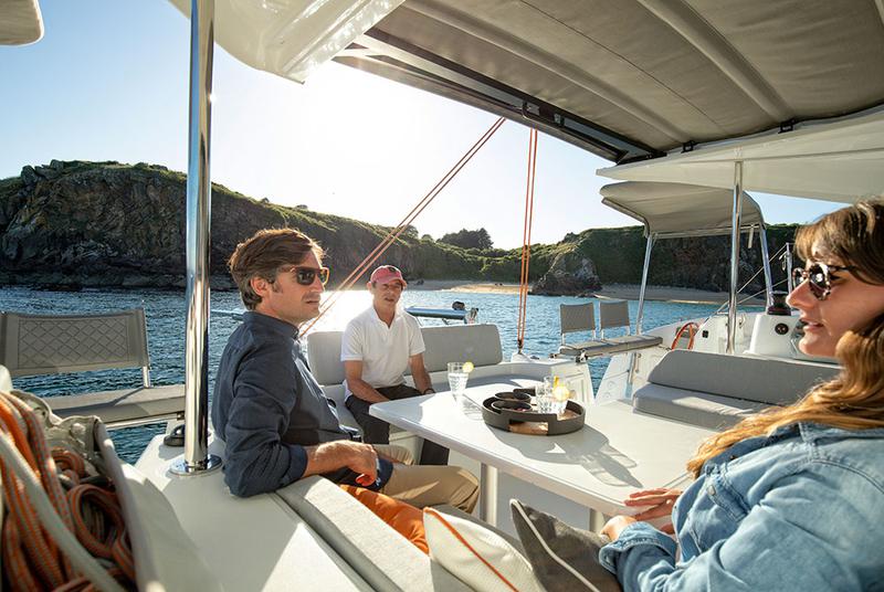 Book yachts online - catamaran - Excess 11 - Smota - rent